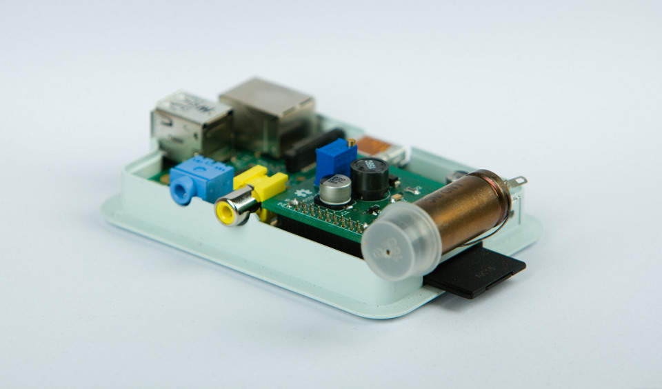 PiGI - DIY Geiger Counter based on RaspberryPi