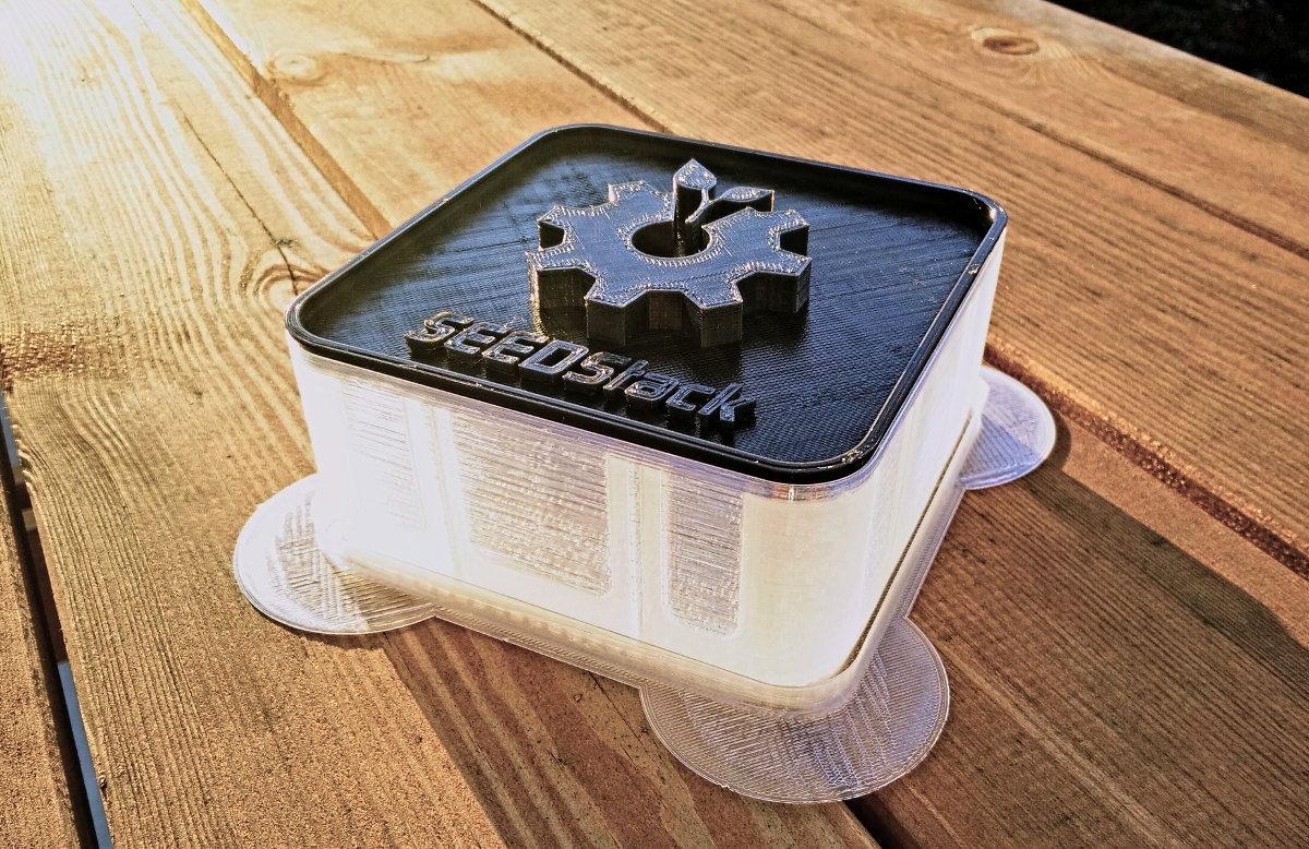 SEEDStack - Open 3D printable seed/sprouting system