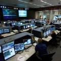 800px-iss_flight_control_room_2006.jpg